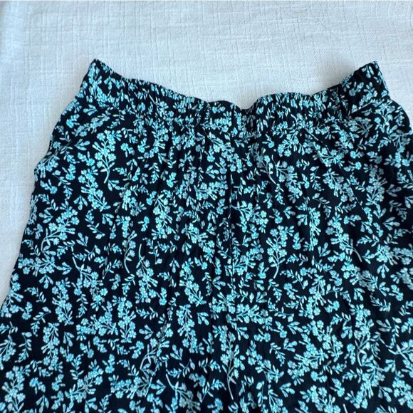 LOFT Women’s Pants Blue Floral Pockets Wide Leg Flowy SZ L - Picture 7 of 13